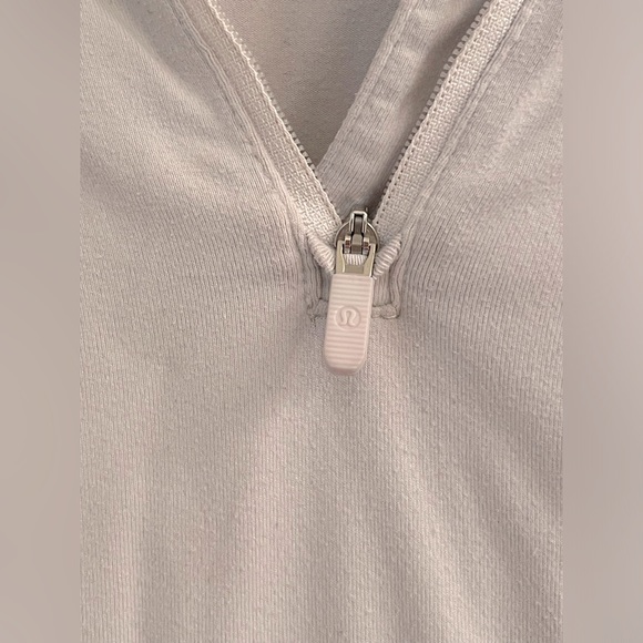 Lululemon Pullover - Picture 3 of 5